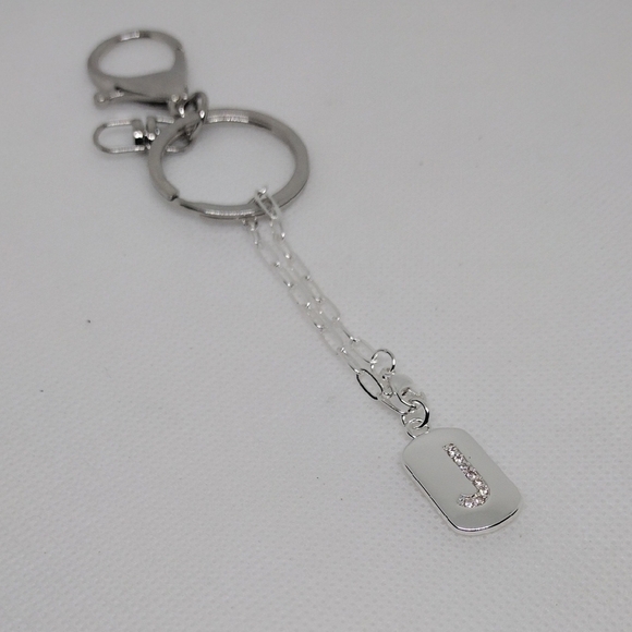 Elegant Silver Keychain with Stylish ‘J’ Pendant – Perfect Gift - Picture 3 of 3